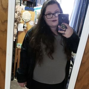 Meet your Posher, Lexy